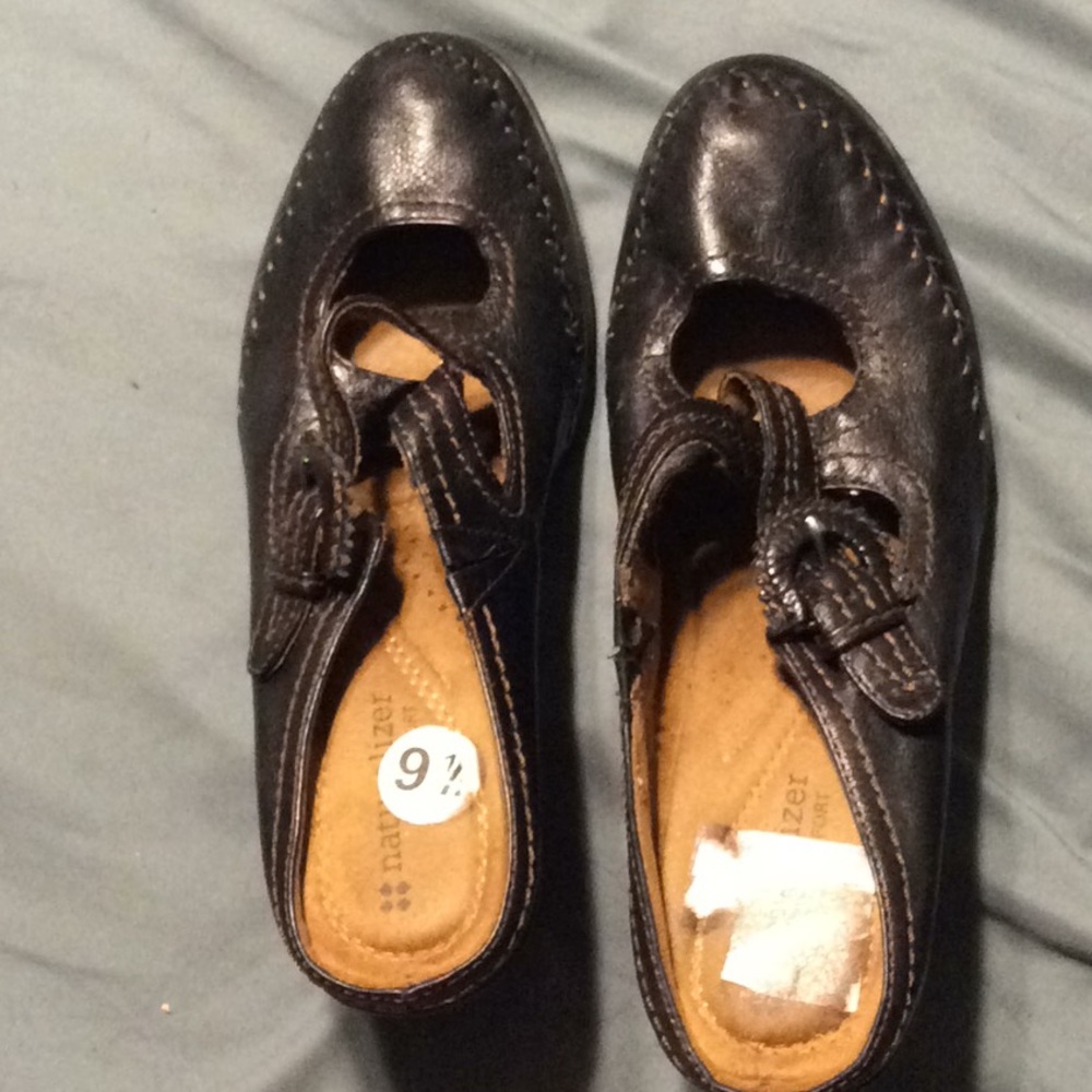 🎁Black leather wedges